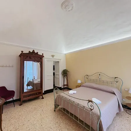 Holiday home Casa Di Perry Catania