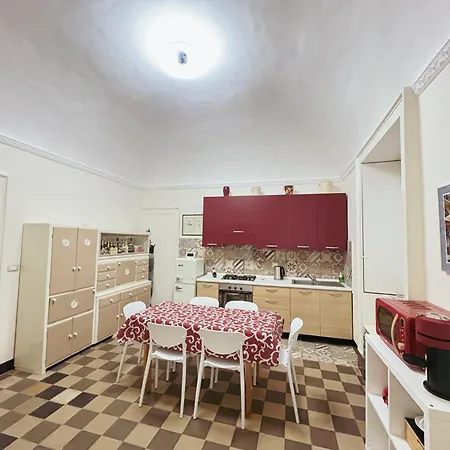 Casa Di Perry